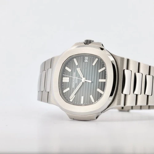 Patek Philippe Nautilus 5711 Blue Dial - Image 3
