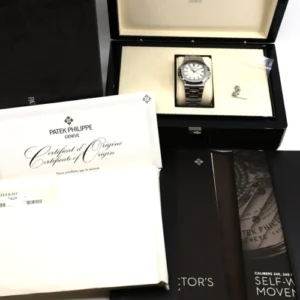 Patek Philippe Nautilus 5711/1A white