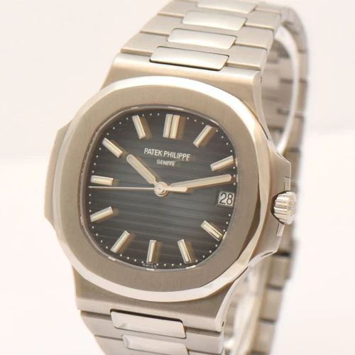Patek Philippe Nautilus Ref.5711/1A-01